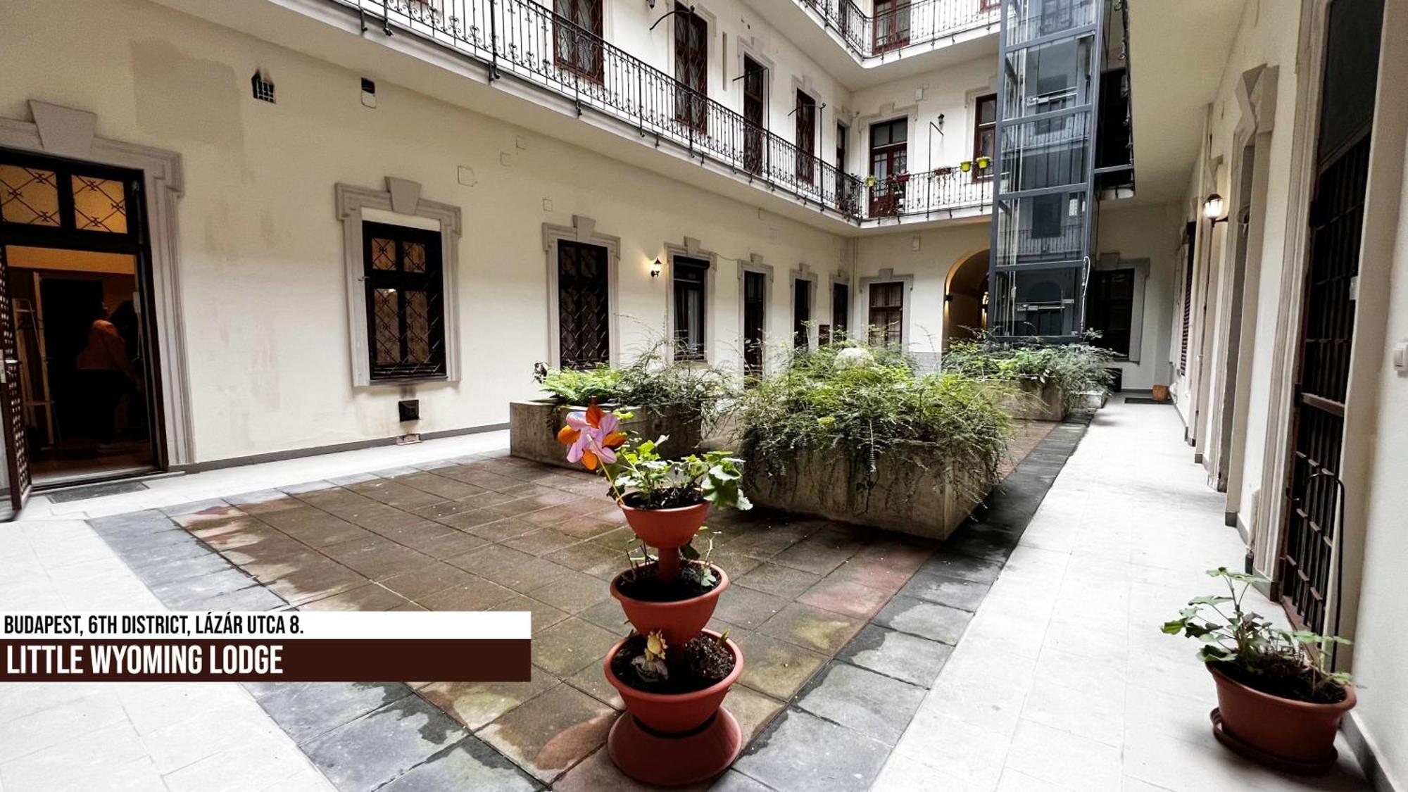 Little Americas Wyoming Lodge Apartment Budapest Esterno foto